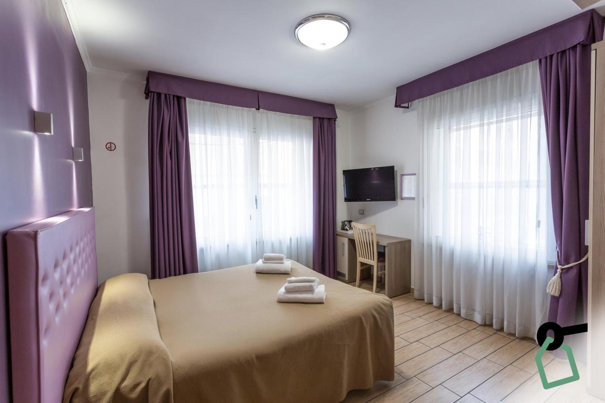 Hotiday Collection - Barberini Aparthotel Roma
